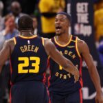 Jimmy Butler y vincularse para el entrenamiento Drymond Green Officeon